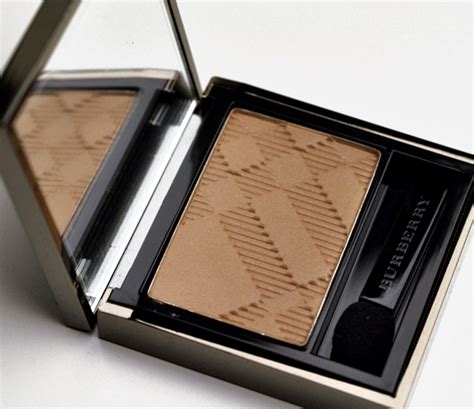 burberry eyeshadow almond